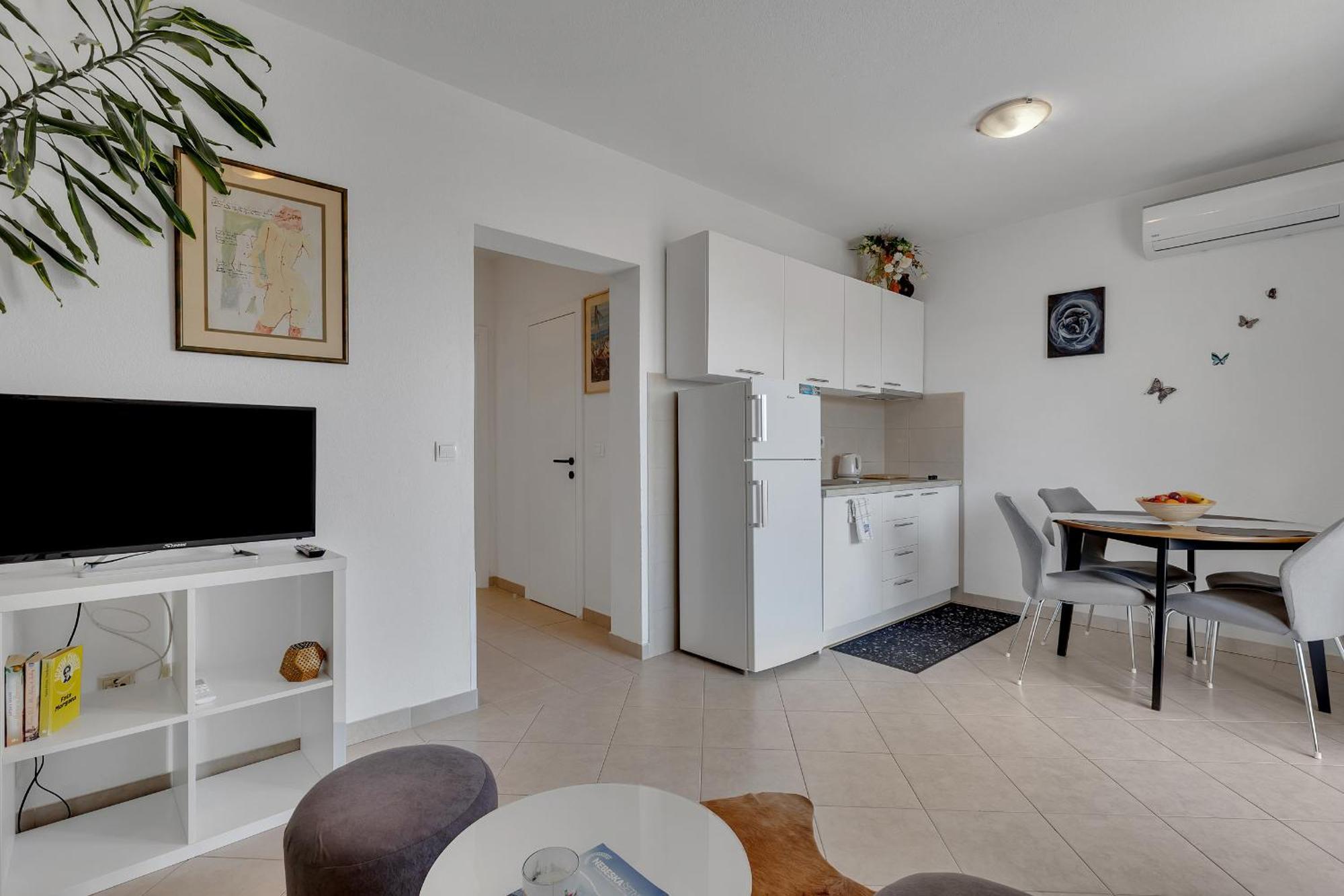 Apartmani Vanda Makarska Esterno foto